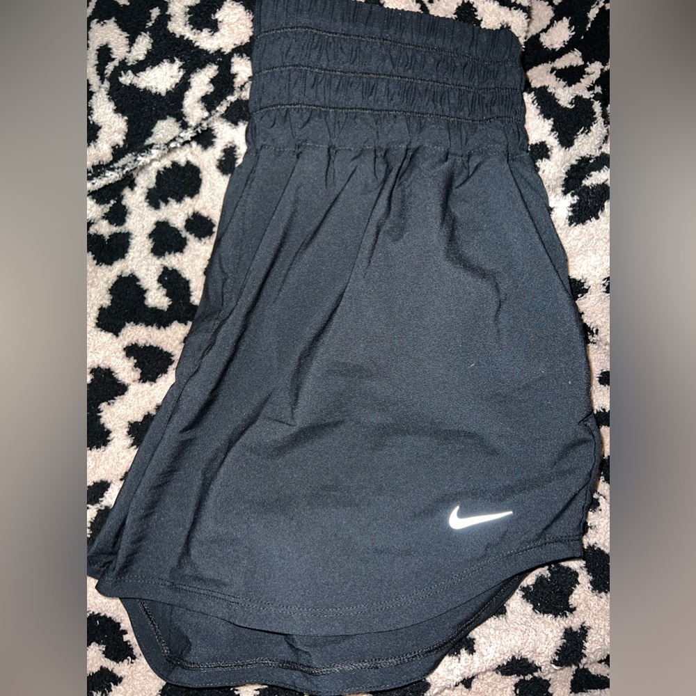 Nike Ultra High-Waisted 3" Brief-Lined Shorts